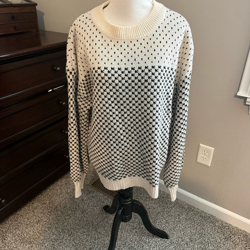 SHEIN Monochrome Patterned Crew Neck Sweater